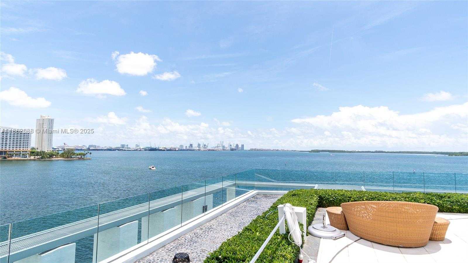 Small Image of 1331 BRICKELL BAY DR #1402, Miami Number 37