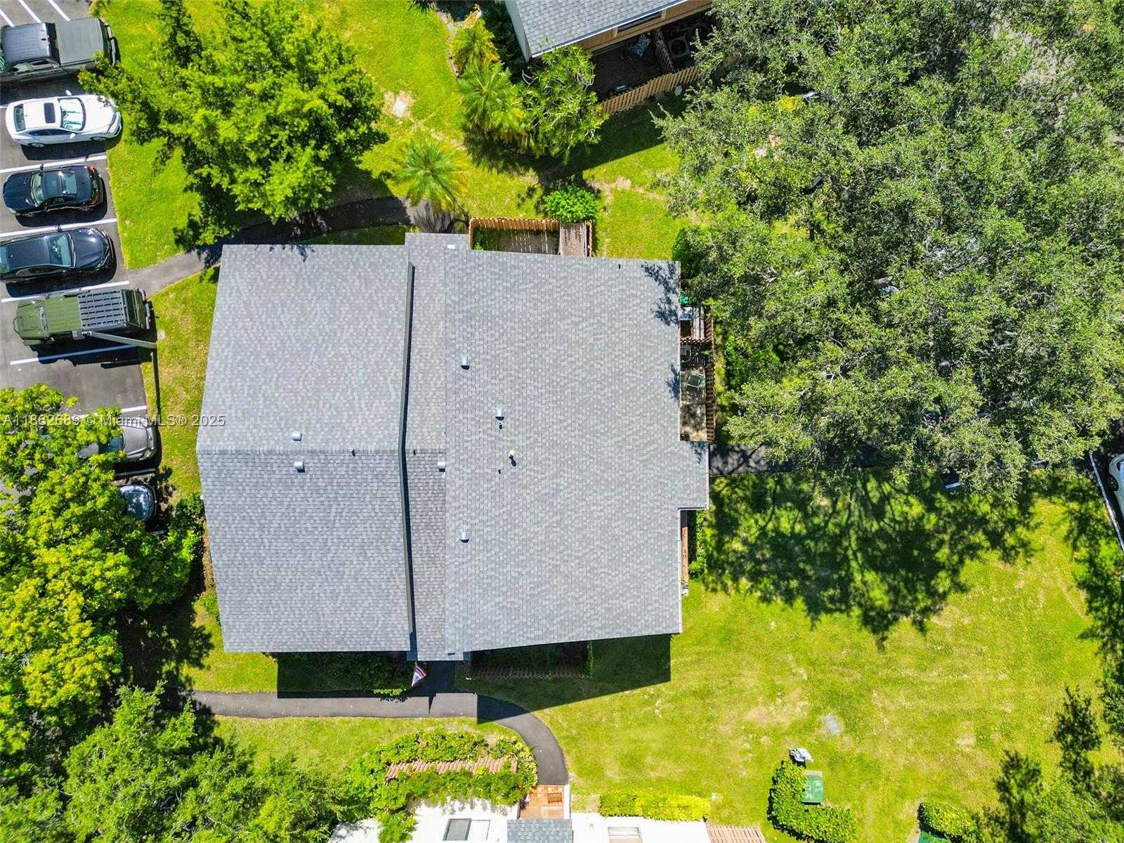 Small Image of 11385 SOUTH WEST 109TH RD #44G, Miami Number 4