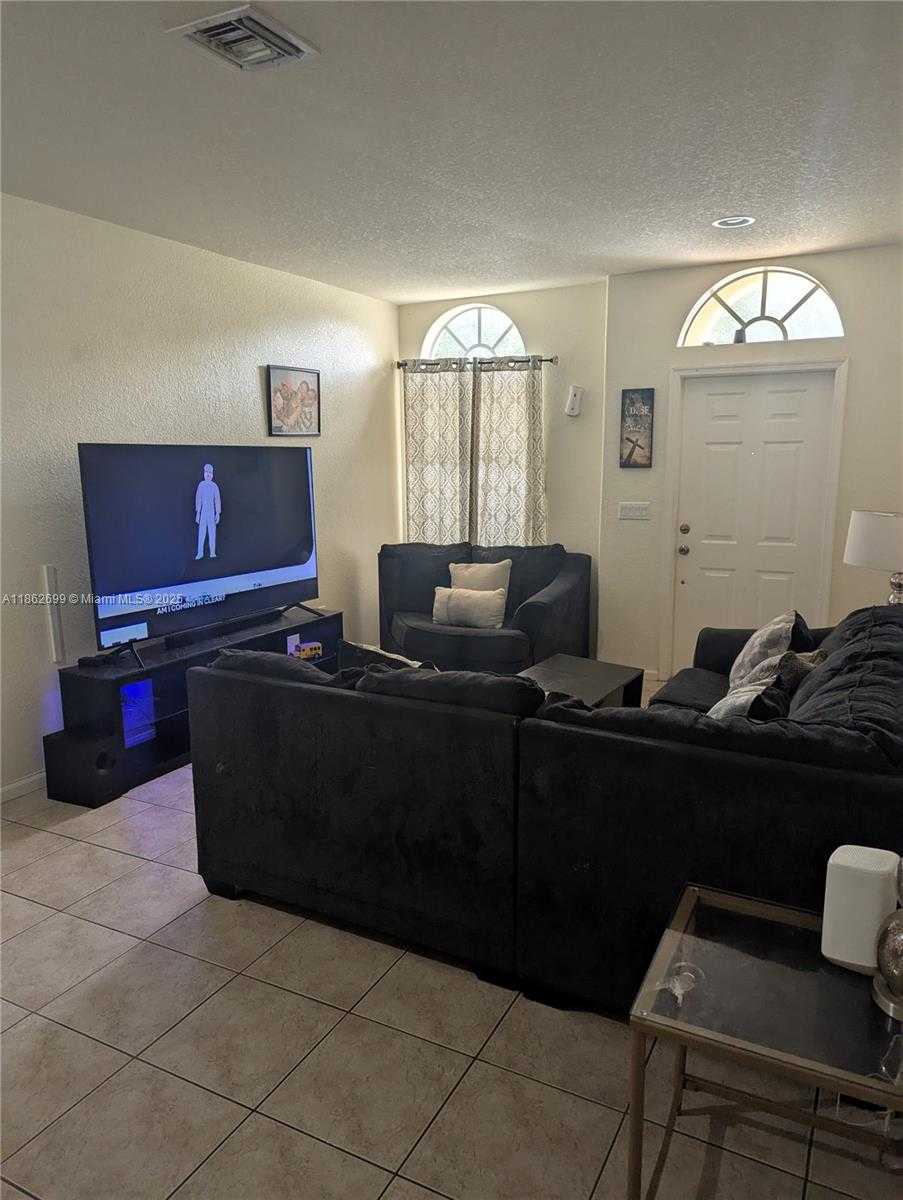 Small Image of 2584 SOUTH WEST 84TH TER #101, Miramar Number 2