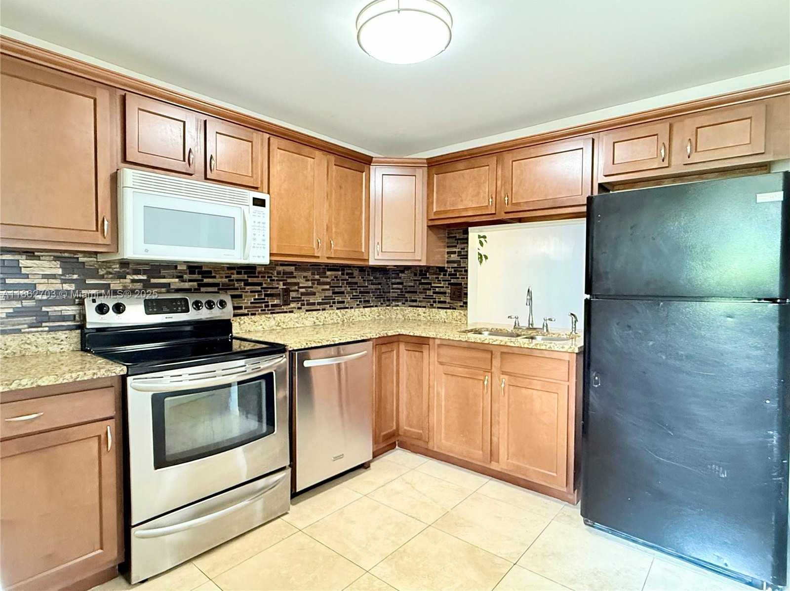 Small Image of 5495 NORTH WEST 10TH CT #104, Plantation Number 1