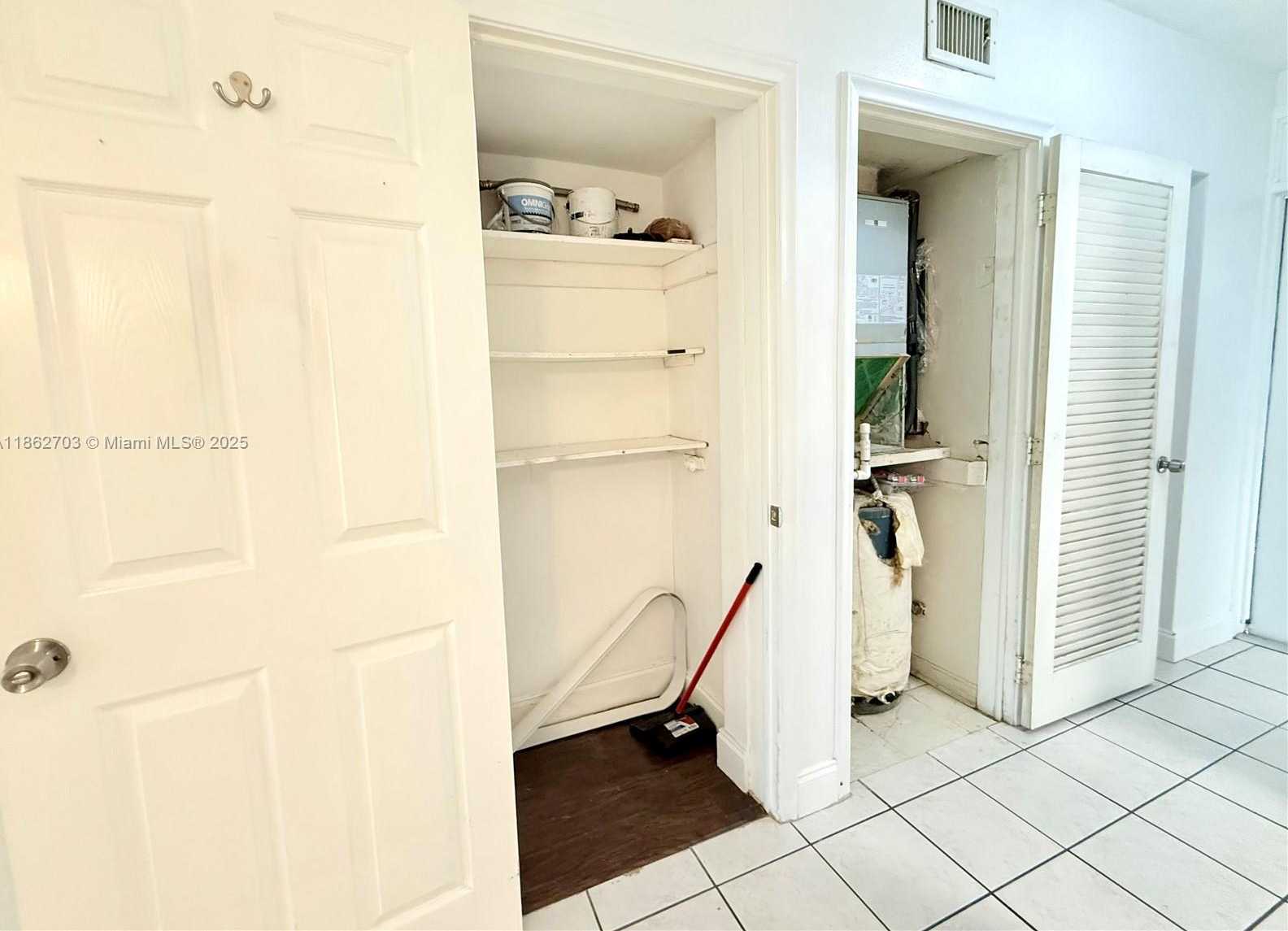 Small Image of 5495 NORTH WEST 10TH CT #104, Plantation Number 10