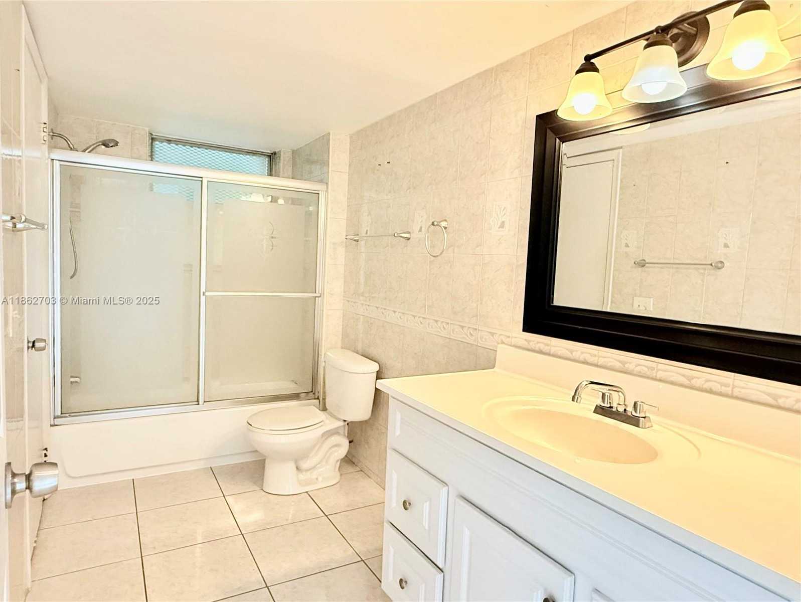 Small Image of 5495 NORTH WEST 10TH CT #104, Plantation Number 13