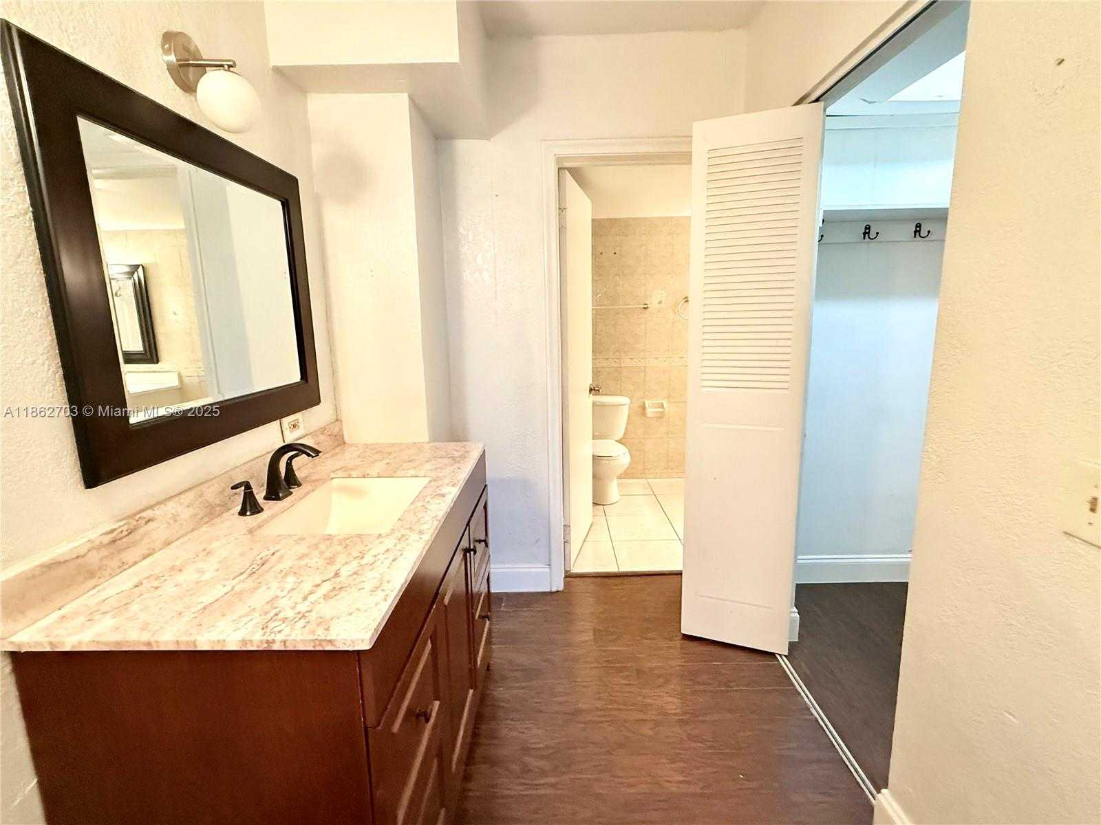 Small Image of 5495 NORTH WEST 10TH CT #104, Plantation Number 15