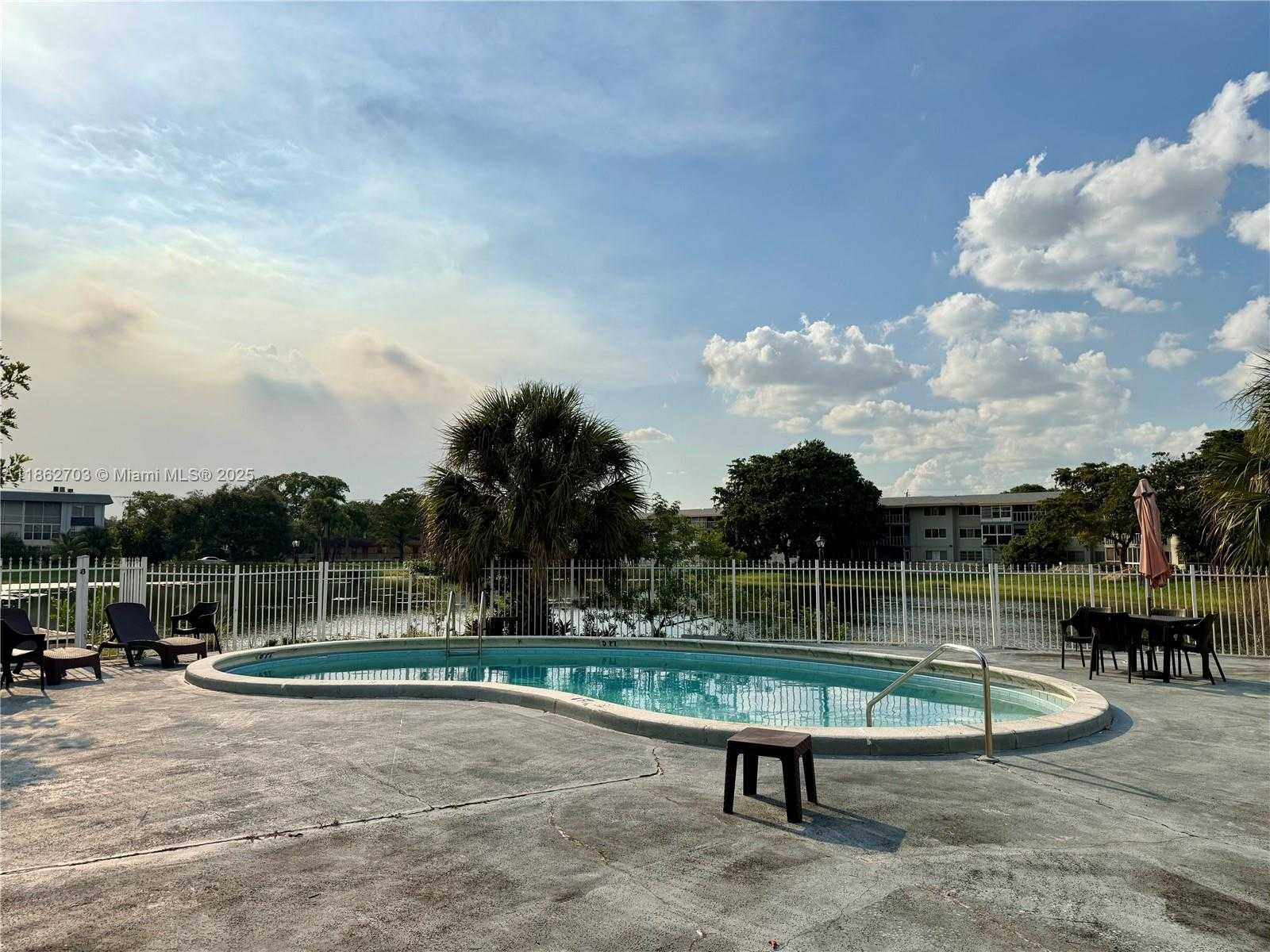 Small Image of 5495 NORTH WEST 10TH CT #104, Plantation Number 25