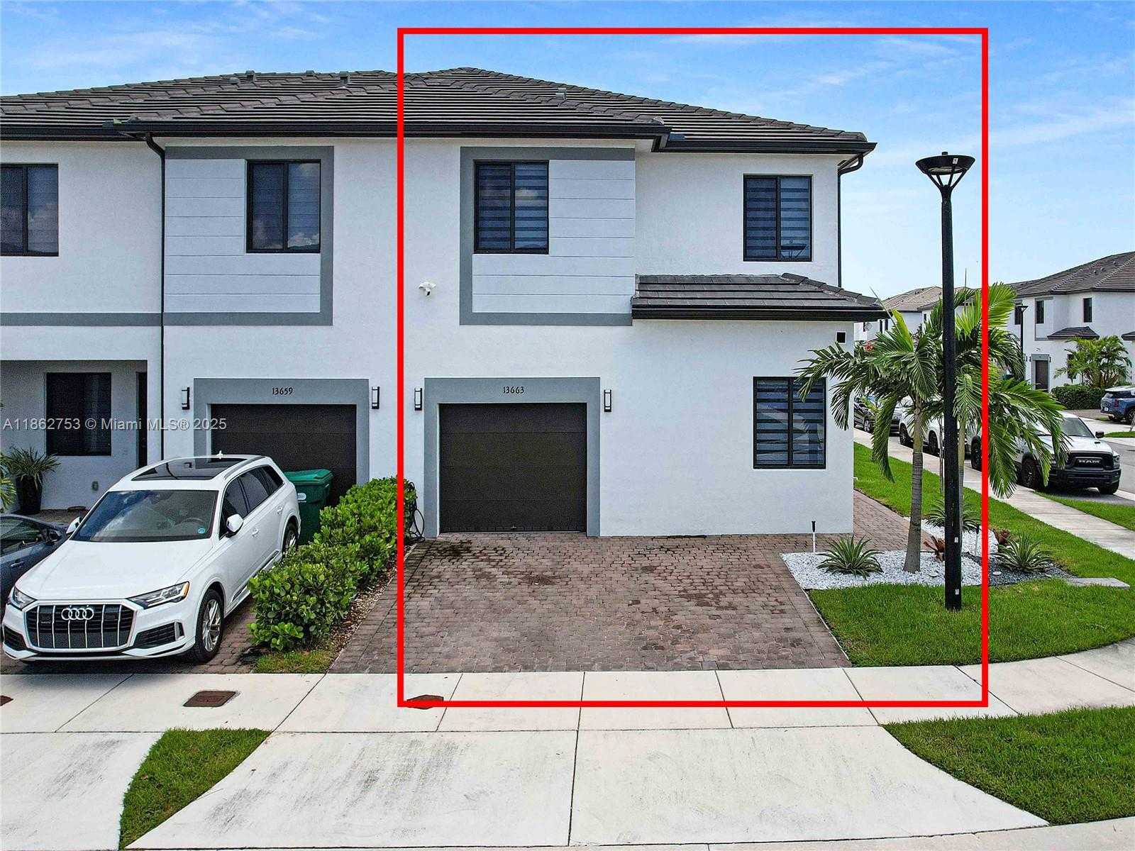 Small Image of 13663 SOUTH WEST 158TH AVE, Miami Number 2