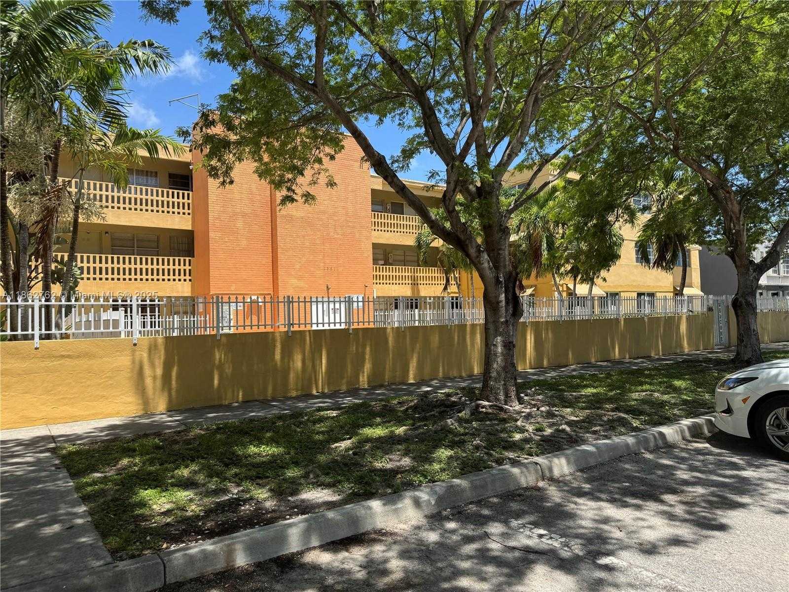 Small Image of 1851 NORTH EAST 168TH ST #B7, North Miami Beach Number 20