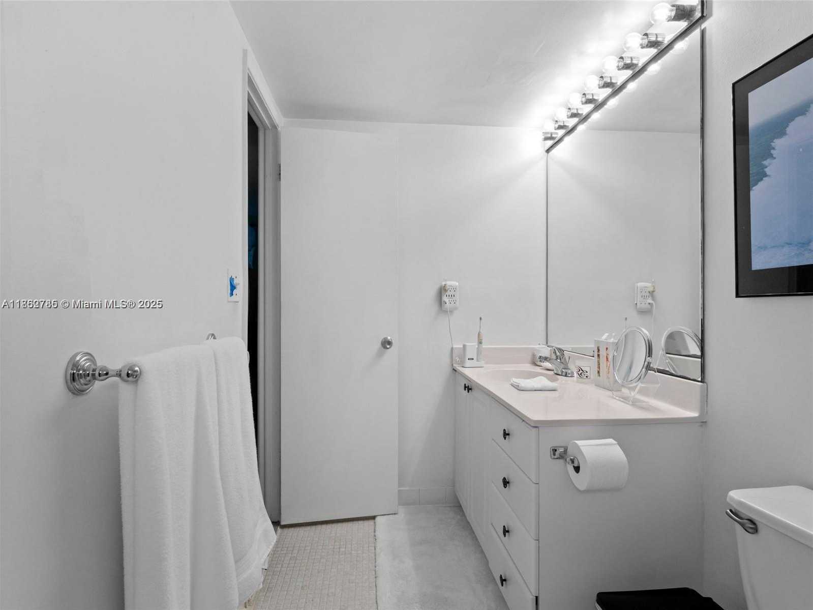 Small Image of 19390 COLLINS AVE #PH-24, Sunny Isles Beach Number 15