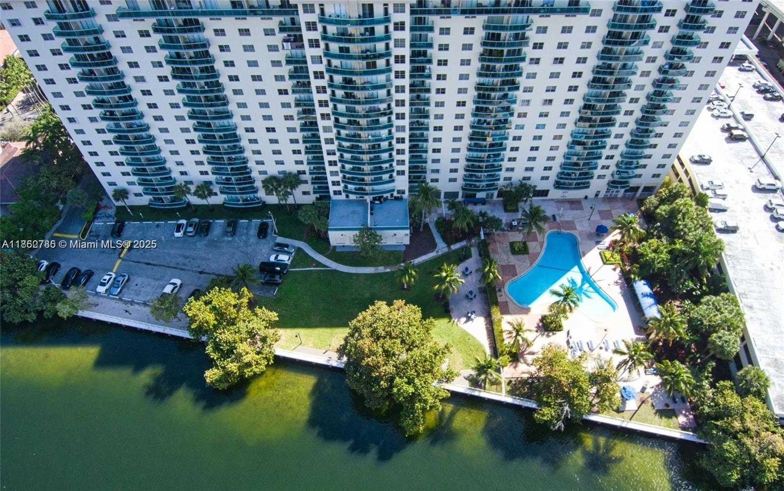 Small Image of 19390 COLLINS AVE #PH-24, Sunny Isles Beach Number 29