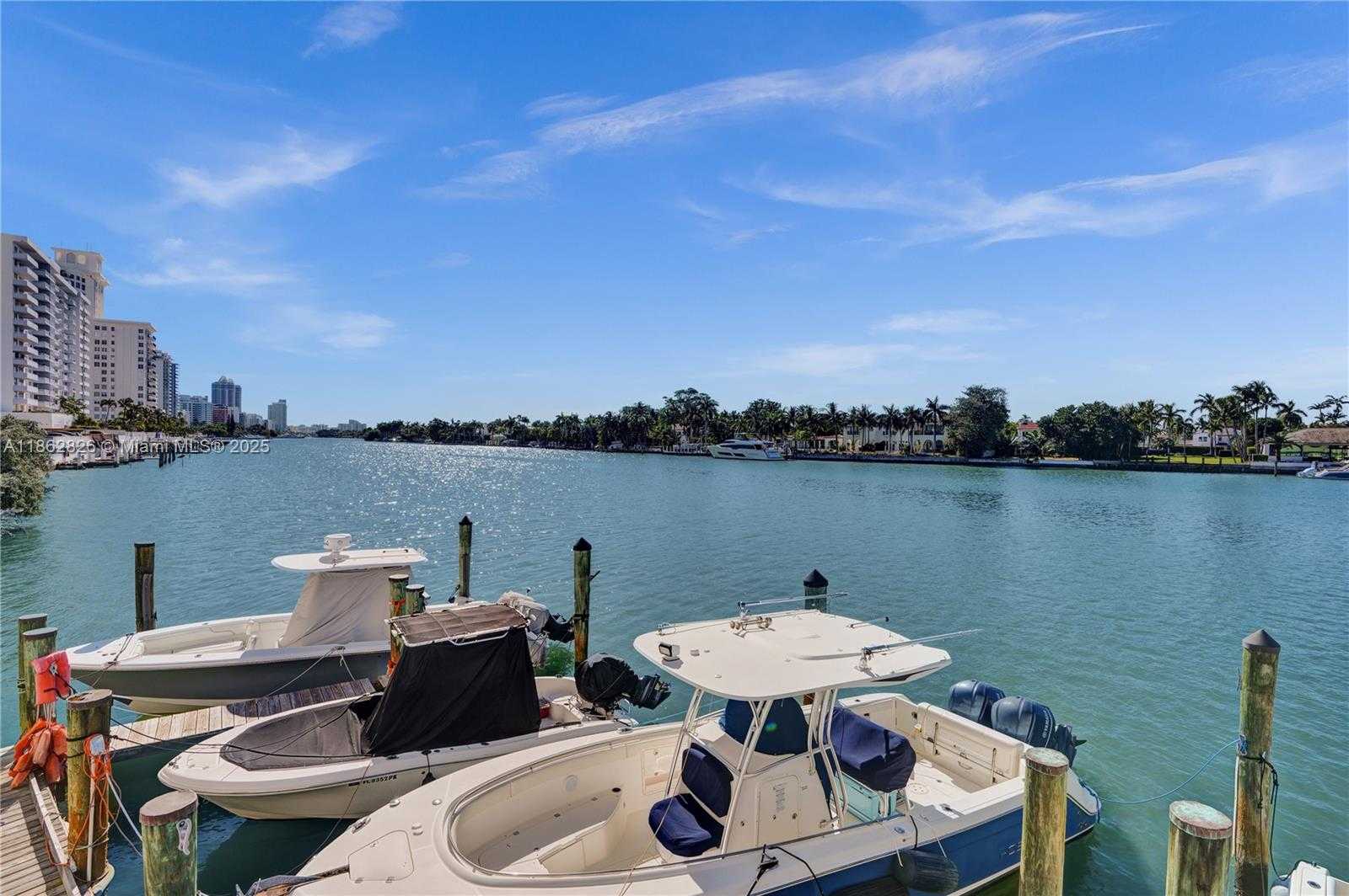 Small Image of 5838 COLLINS AVE #7G, Miami Beach Number 23