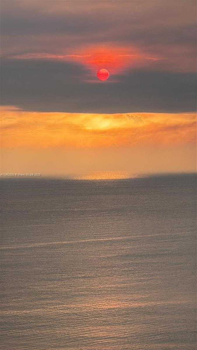 Small Image of 2655 COLLINS AVE #2007, Miami Beach Number 20