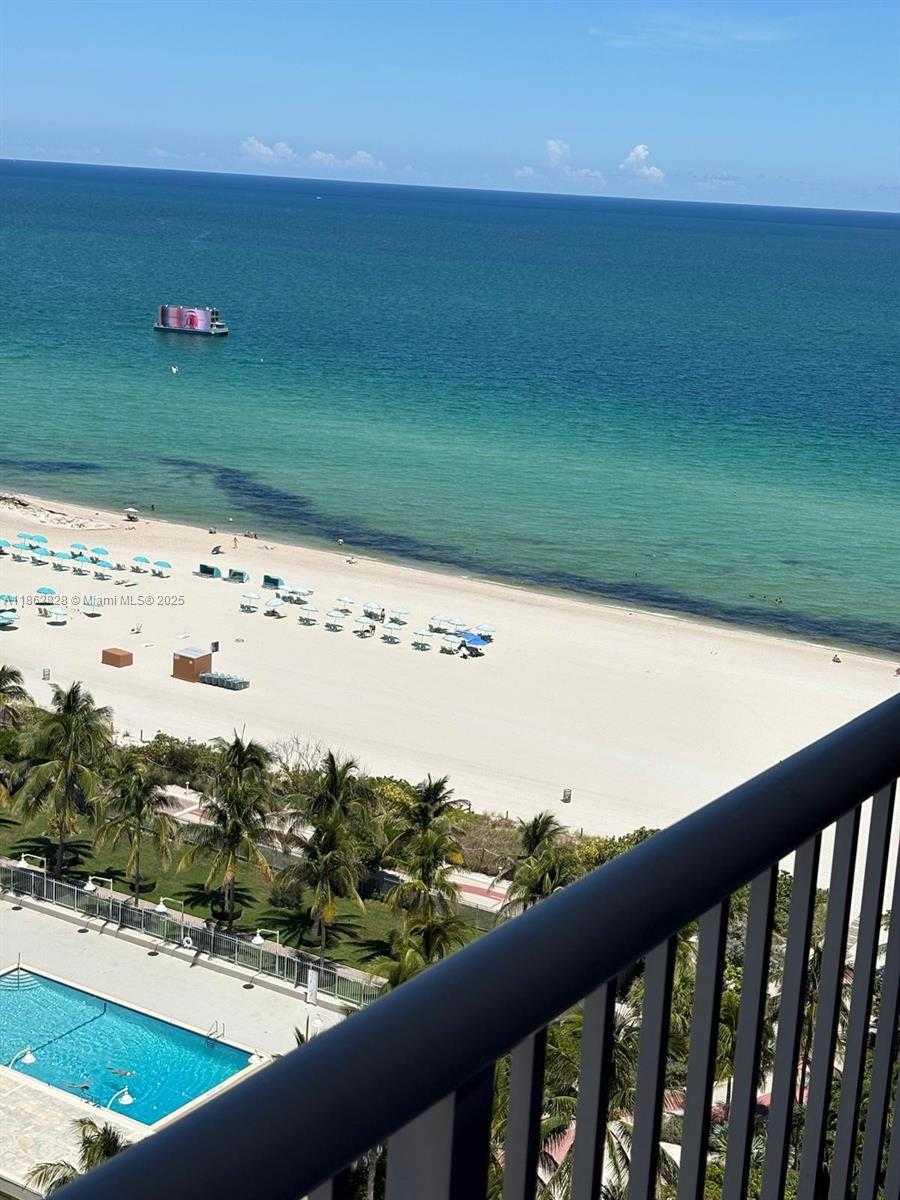 Small Image of 2655 COLLINS AVE #2007, Miami Beach Number 22