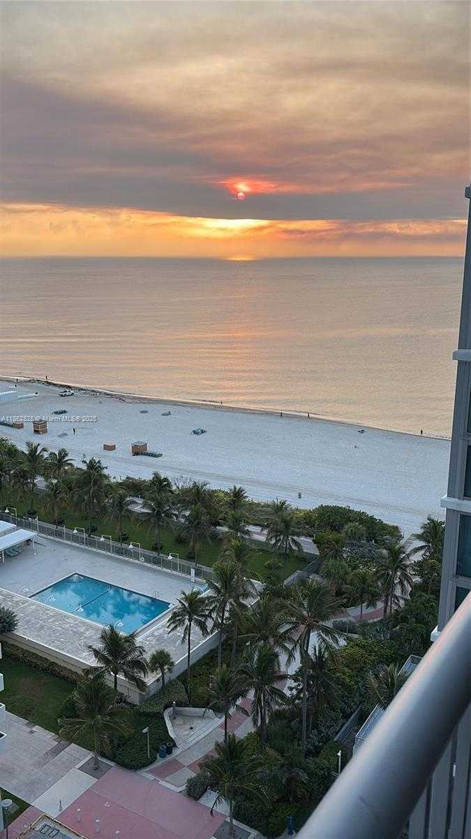Small Image of 2655 COLLINS AVE #2007, Miami Beach Number 9