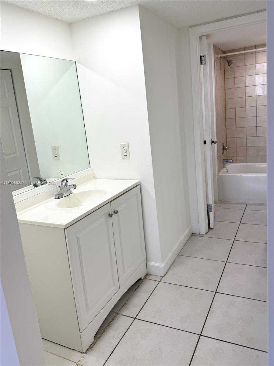 Small Image of 8365 SOUTH WEST 152ND AVE #PH4, Miami Number 12