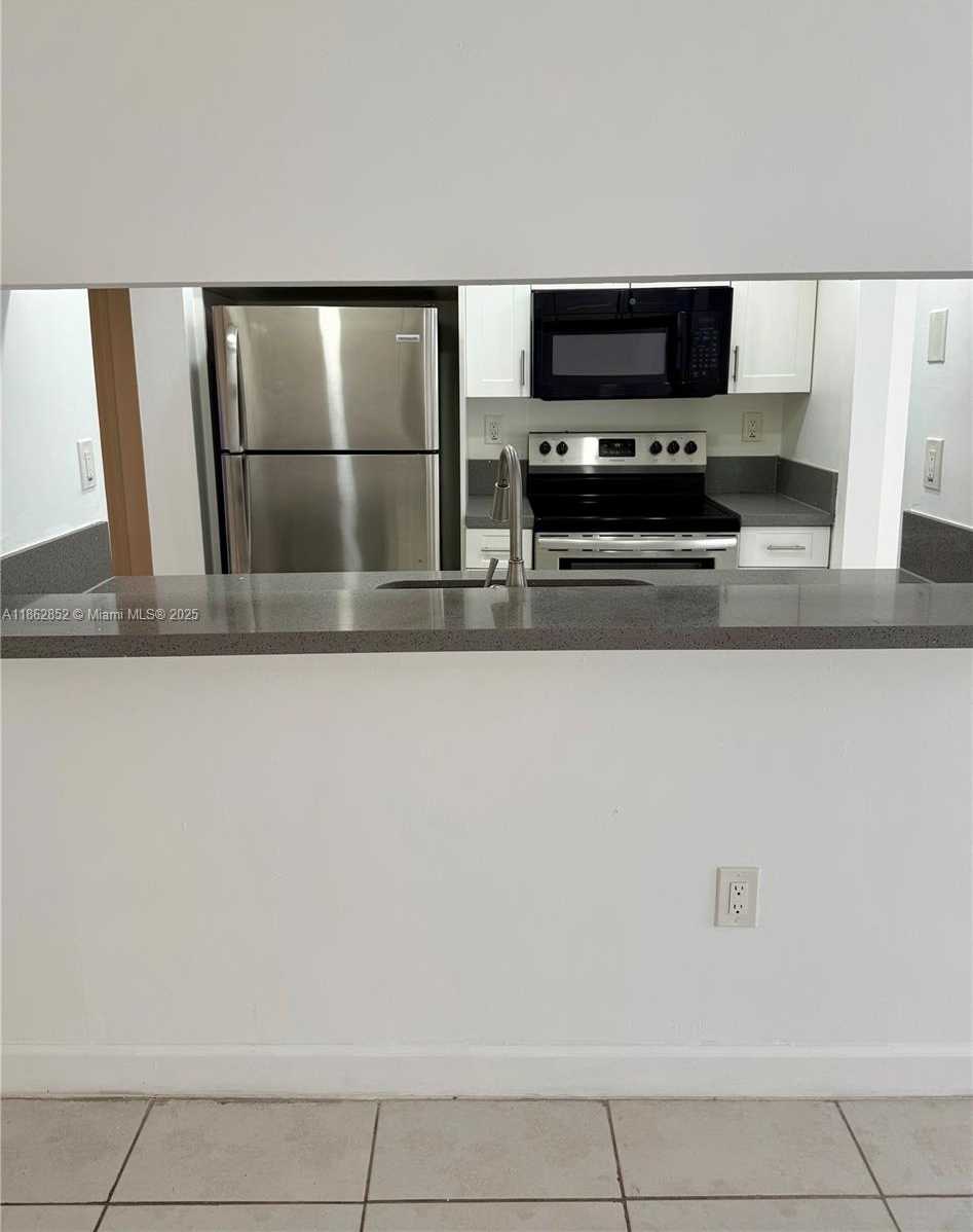 Small Image of 8365 SOUTH WEST 152ND AVE #PH4, Miami Number 6