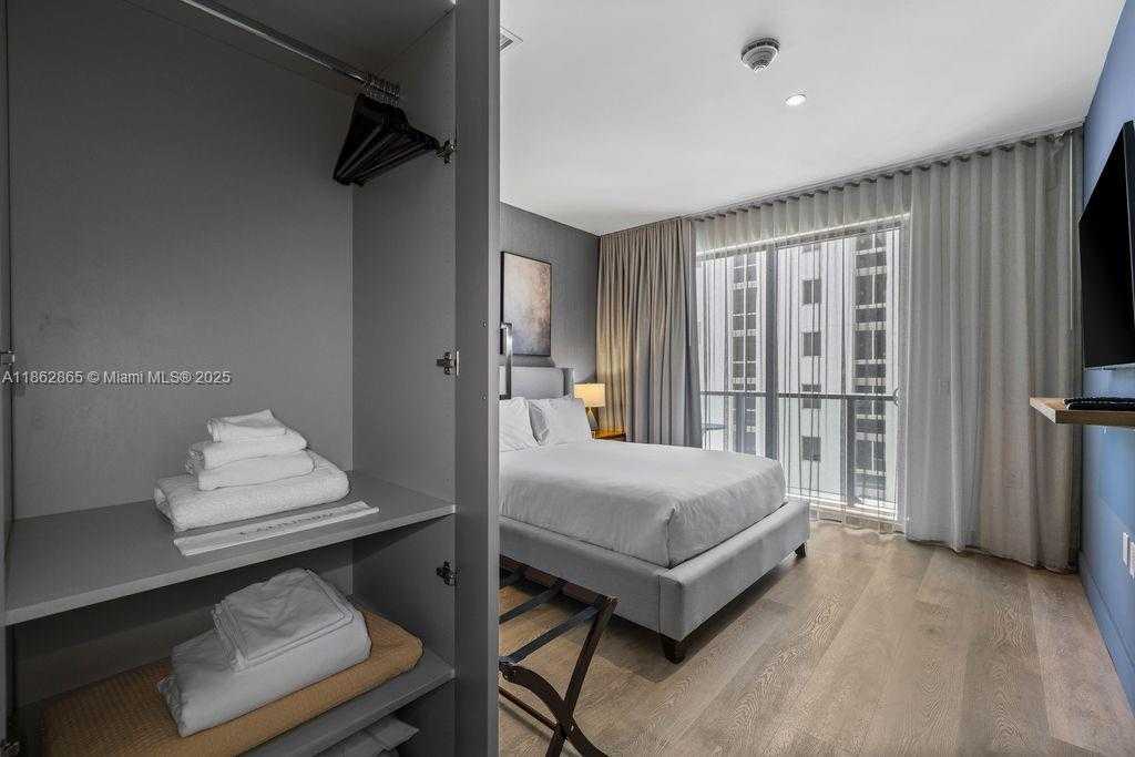 Small Image of 239 SOUTH WEST 9 STREET #602, Miami Number 13