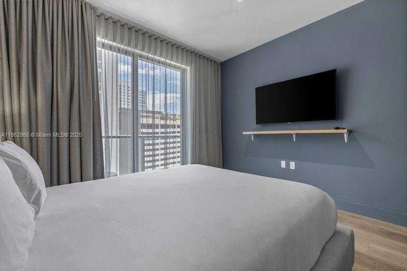 Small Image of 239 SOUTH WEST 9 STREET #602, Miami Number 15