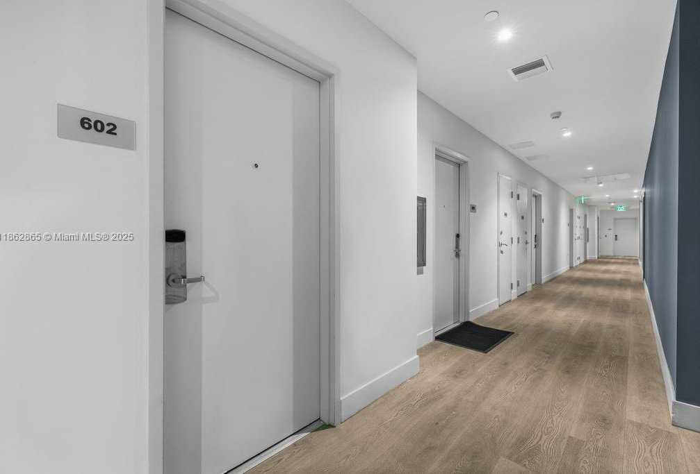 Small Image of 239 SOUTH WEST 9 STREET #602, Miami Number 18