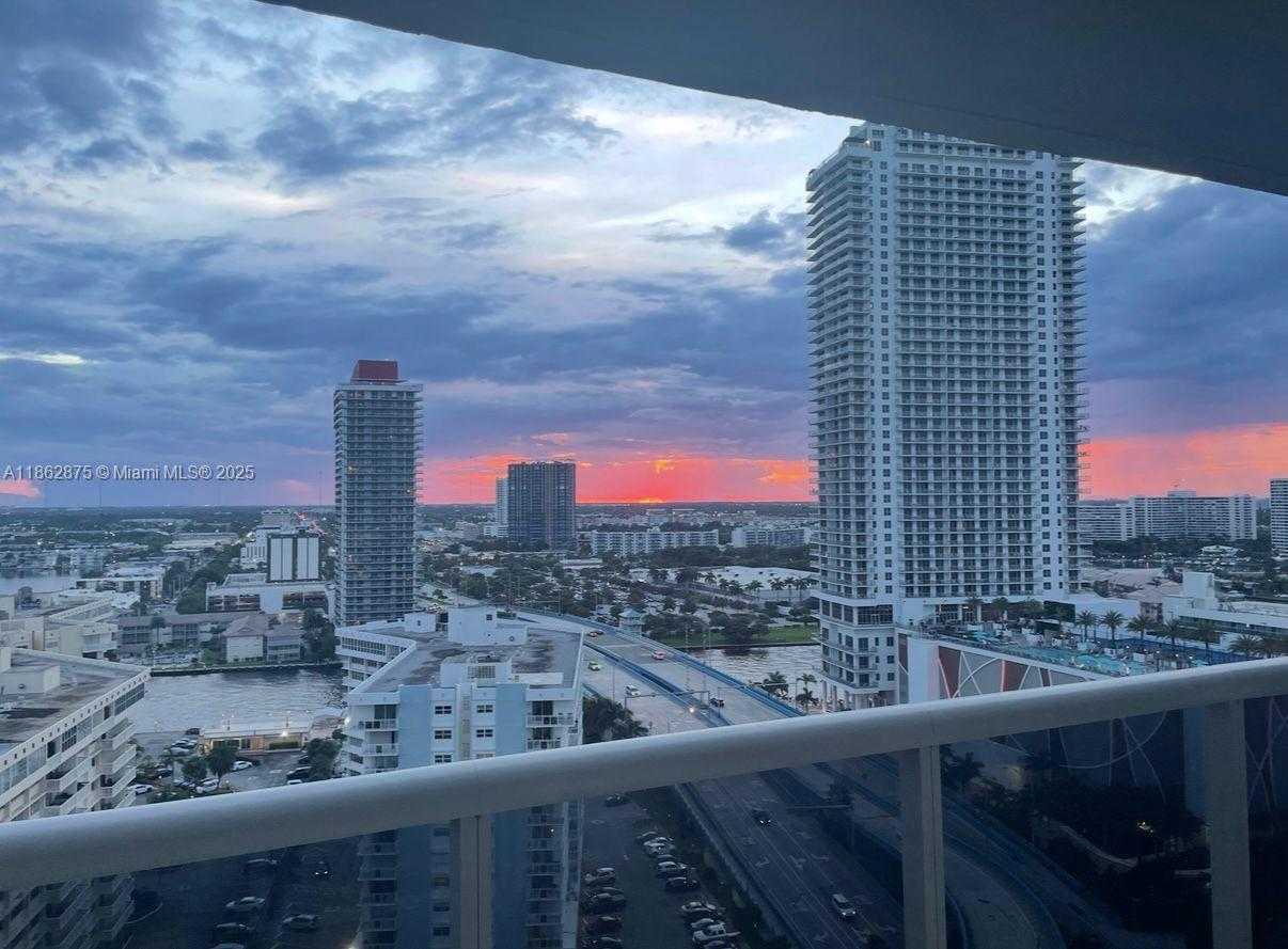 Small Image of 1800 SOUTH OCEAN DR #1909, Hallandale Beach Number 3