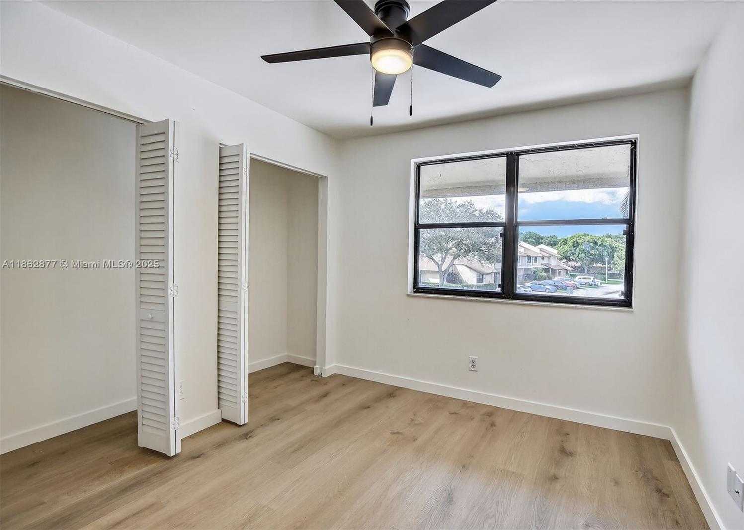 Small Image of 340 SOUTH WEST 97TH AVE, Pembroke Pines Number 20