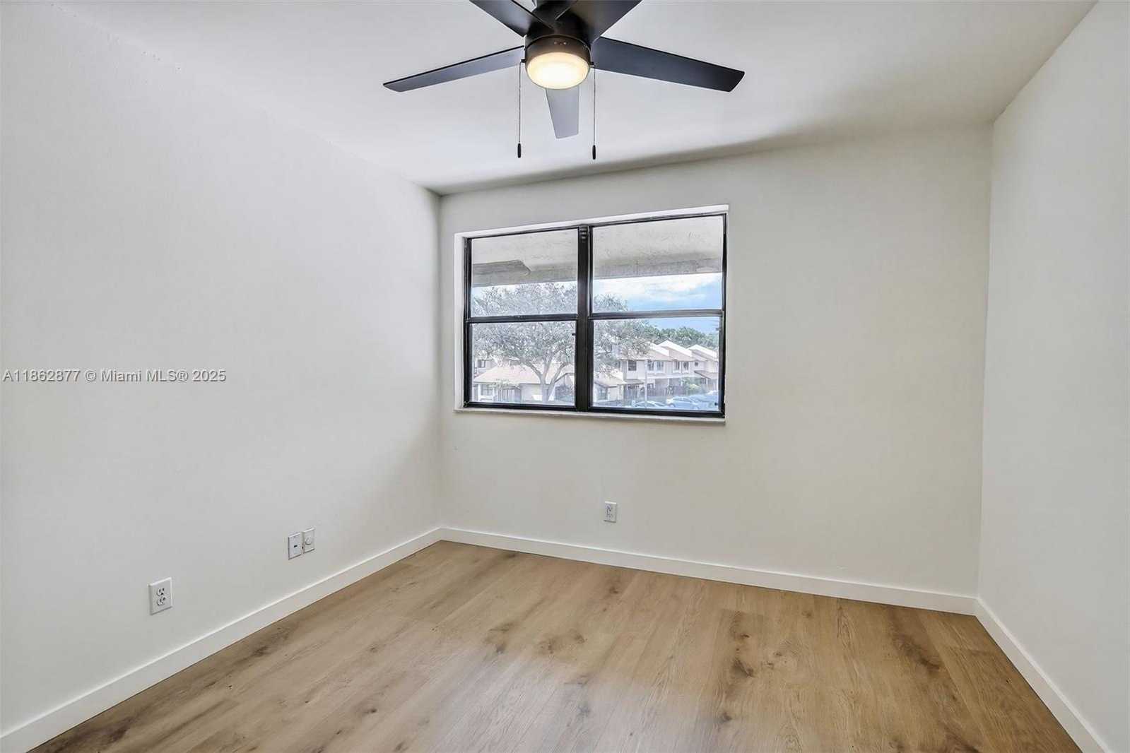 Small Image of 340 SOUTH WEST 97TH AVE, Pembroke Pines Number 26