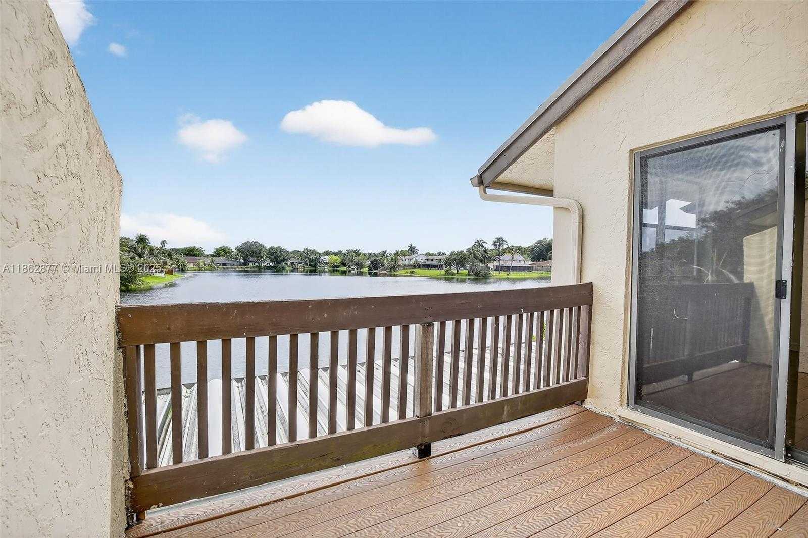 Small Image of 340 SOUTH WEST 97TH AVE, Pembroke Pines Number 34