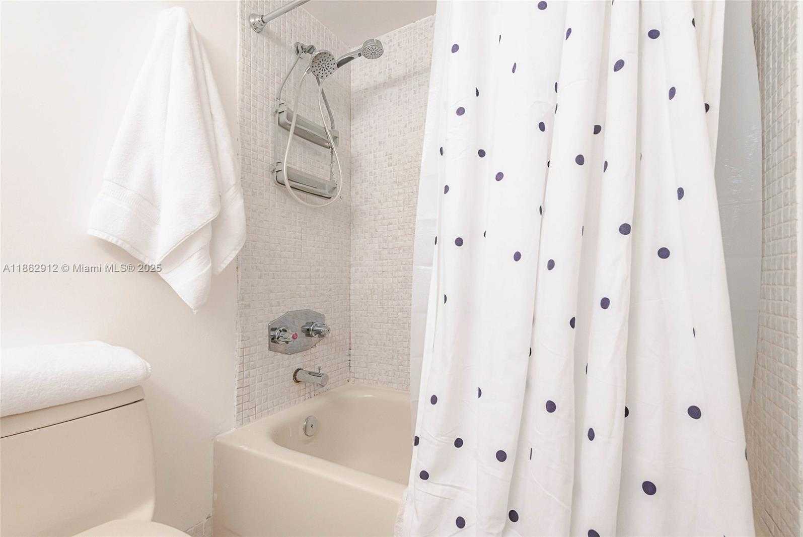 Small Image of 3725 SOUTH OCEAN DR #1221, Hollywood Number 19