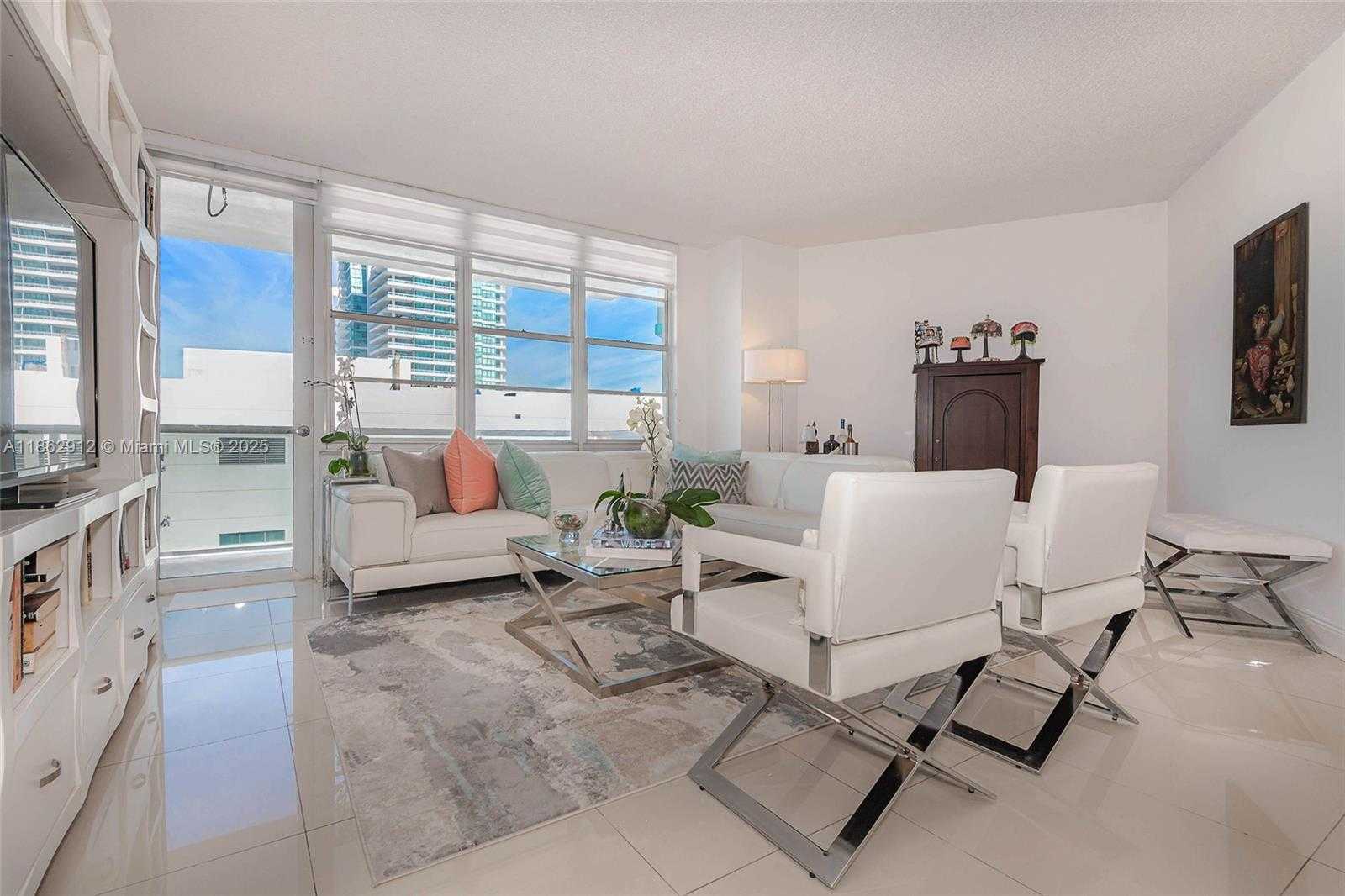 Small Image of 3725 SOUTH OCEAN DR #1221, Hollywood Number 2