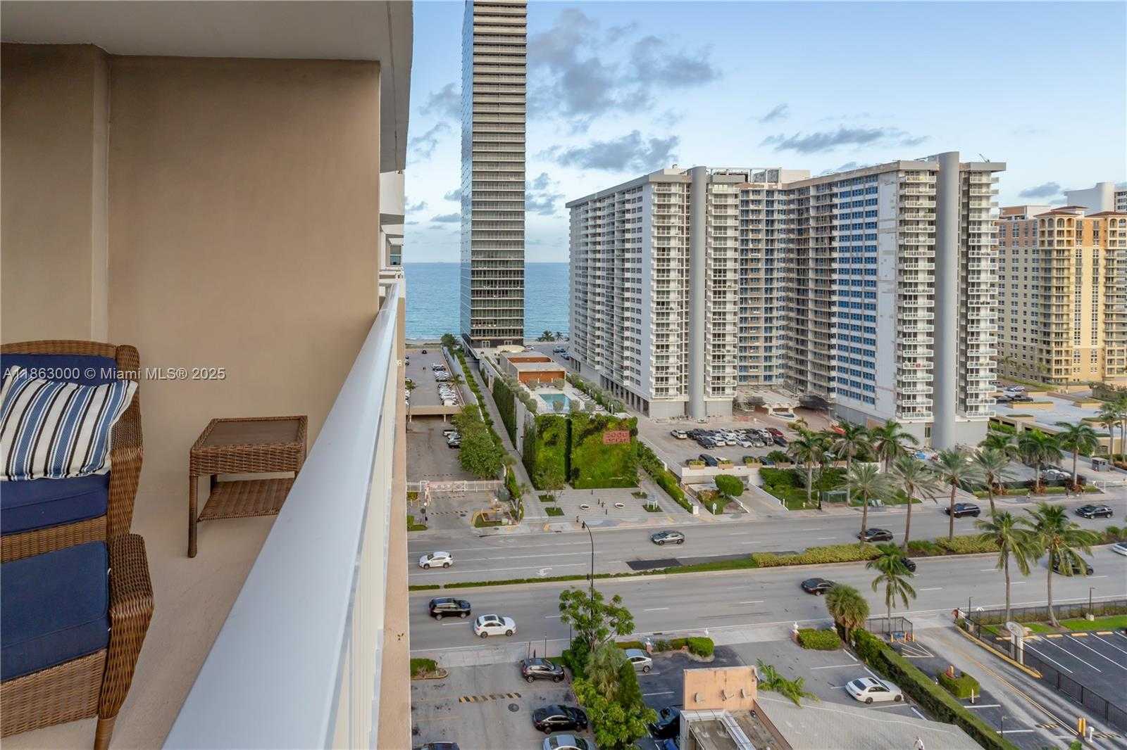 Small Image of 1985 SOUTH OCEAN DR #15G, Hallandale Beach Number 5
