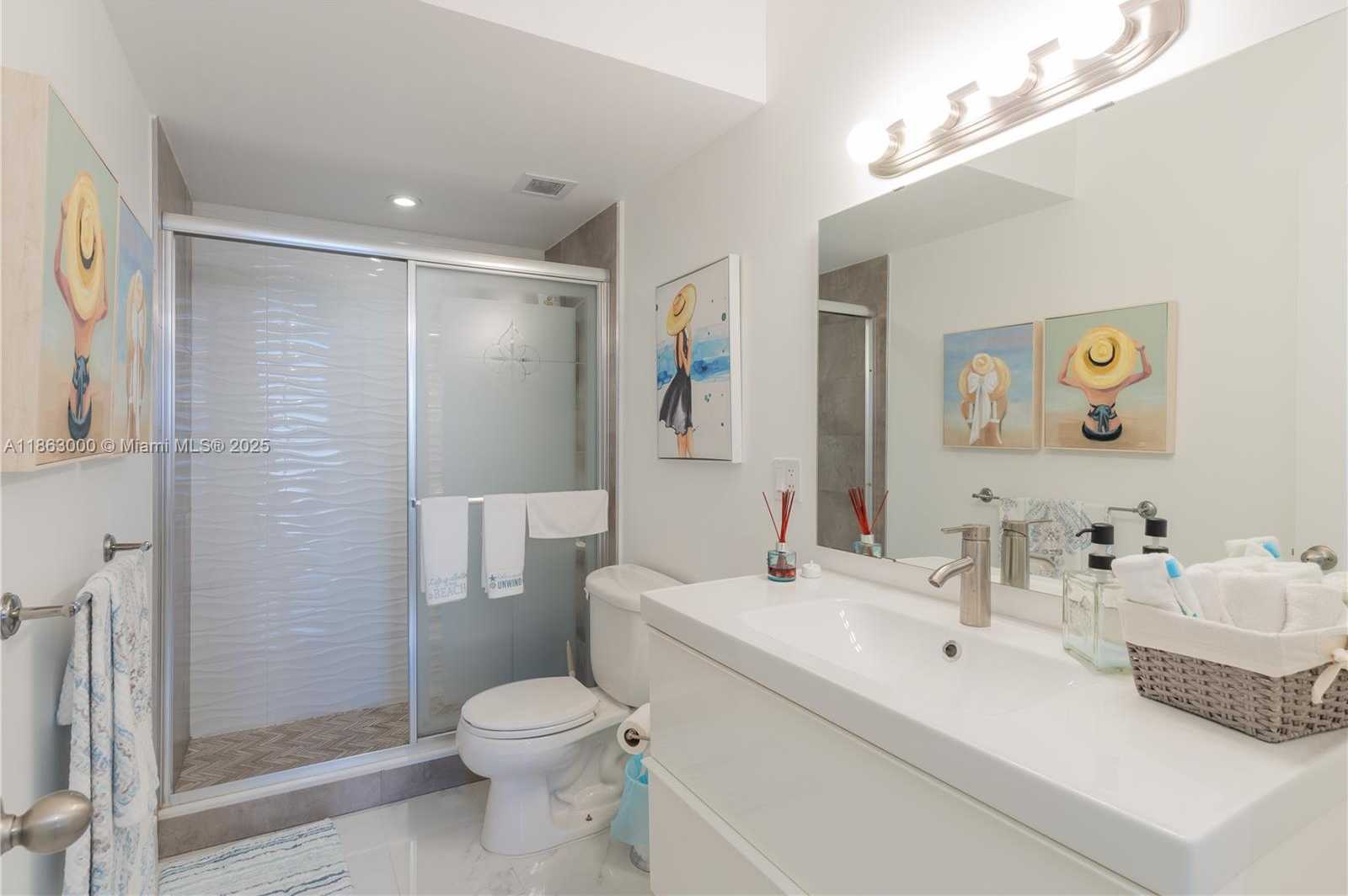 Small Image of 1985 SOUTH OCEAN DR #15G, Hallandale Beach Number 7