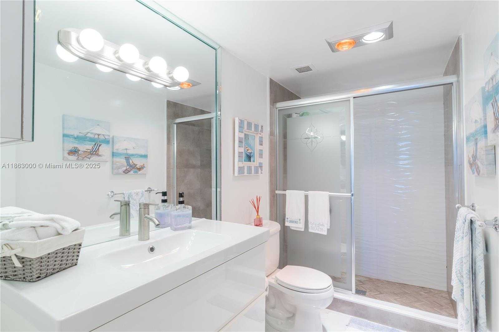 Small Image of 1985 SOUTH OCEAN DR #15G, Hallandale Beach Number 9