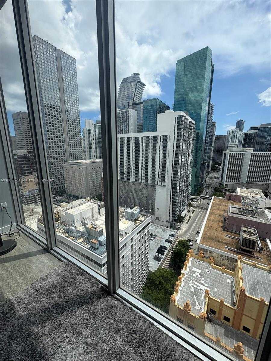 Small Image of 151 SOUTH EAST 1ST ST #2401, Miami Number 7