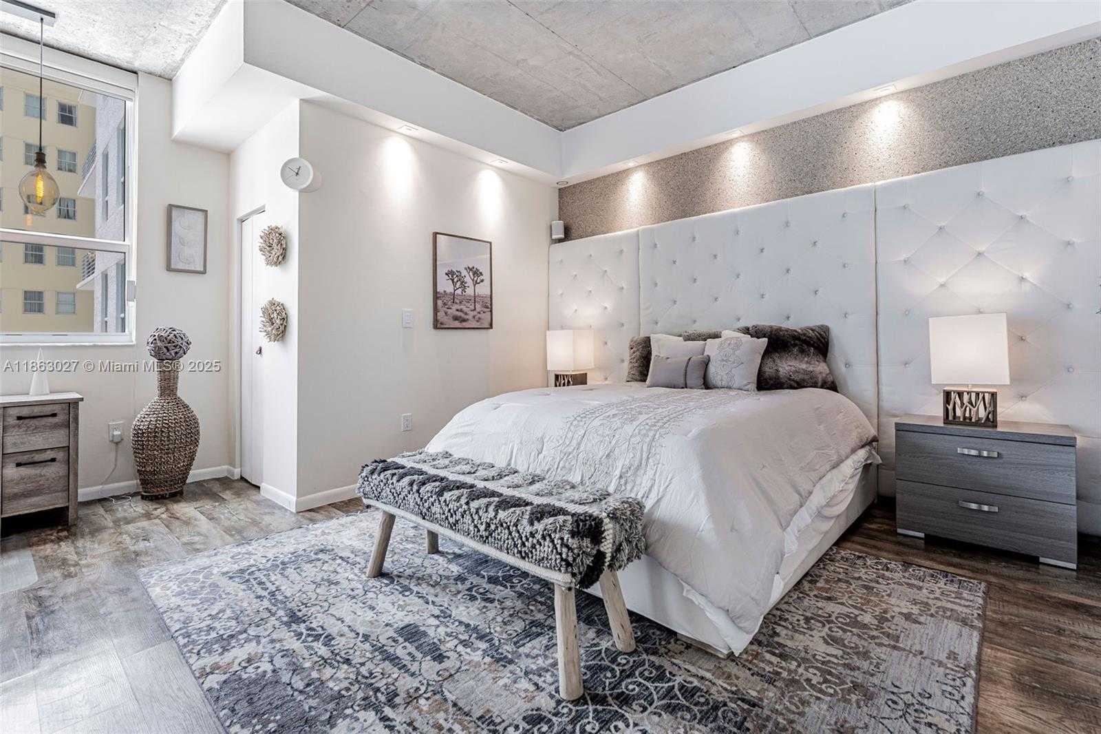 Small Image of 133 NORTH EAST 2ND AVE #1208, Miami Number 16