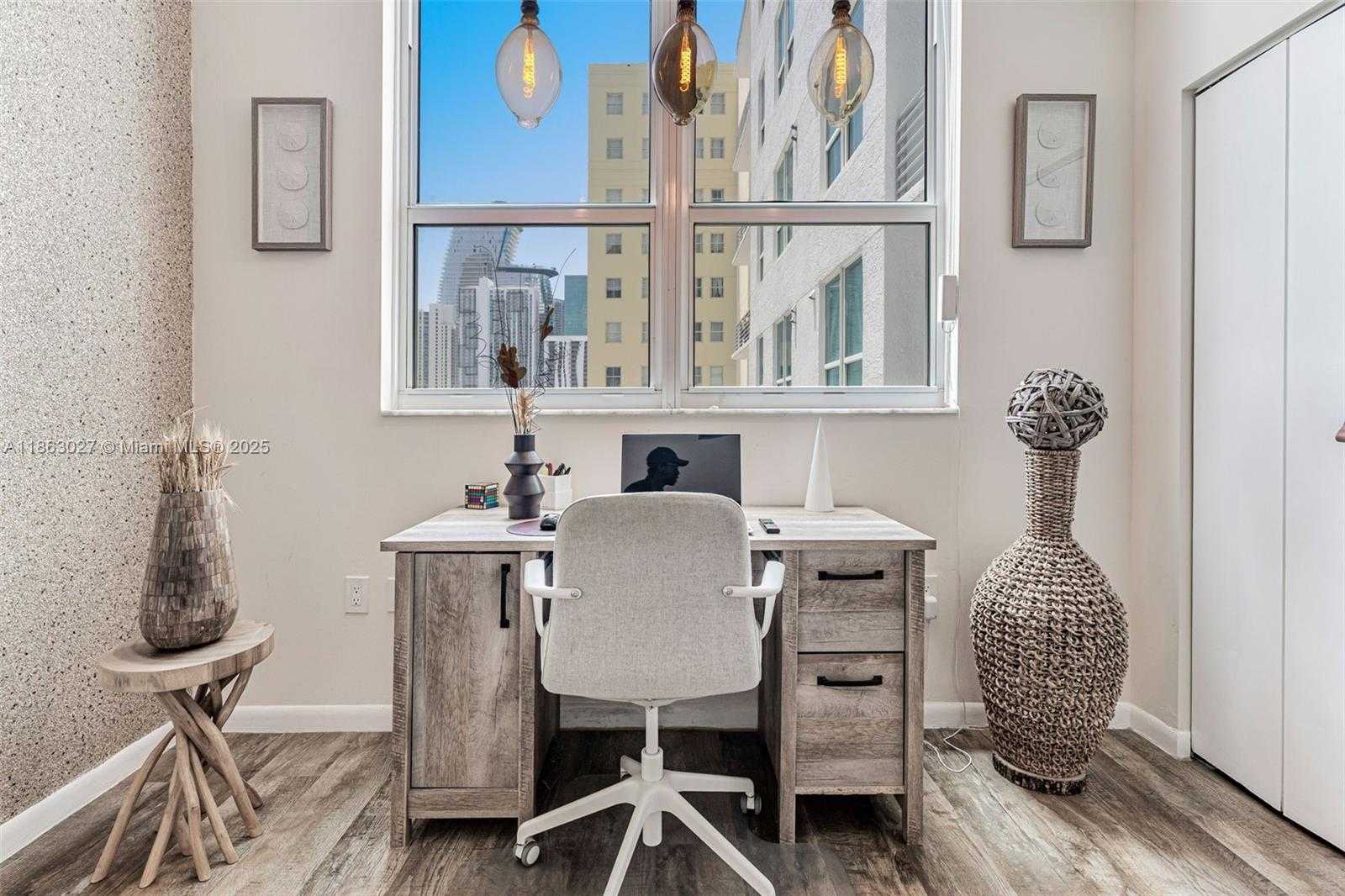 Small Image of 133 NORTH EAST 2ND AVE #1208, Miami Number 19