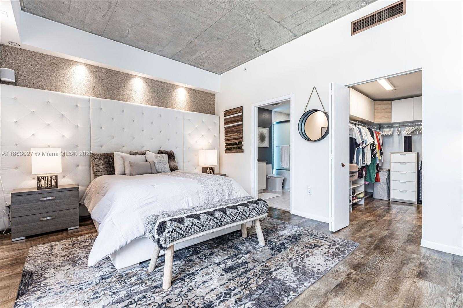 Small Image of 133 NORTH EAST 2ND AVE #1208, Miami Number 2
