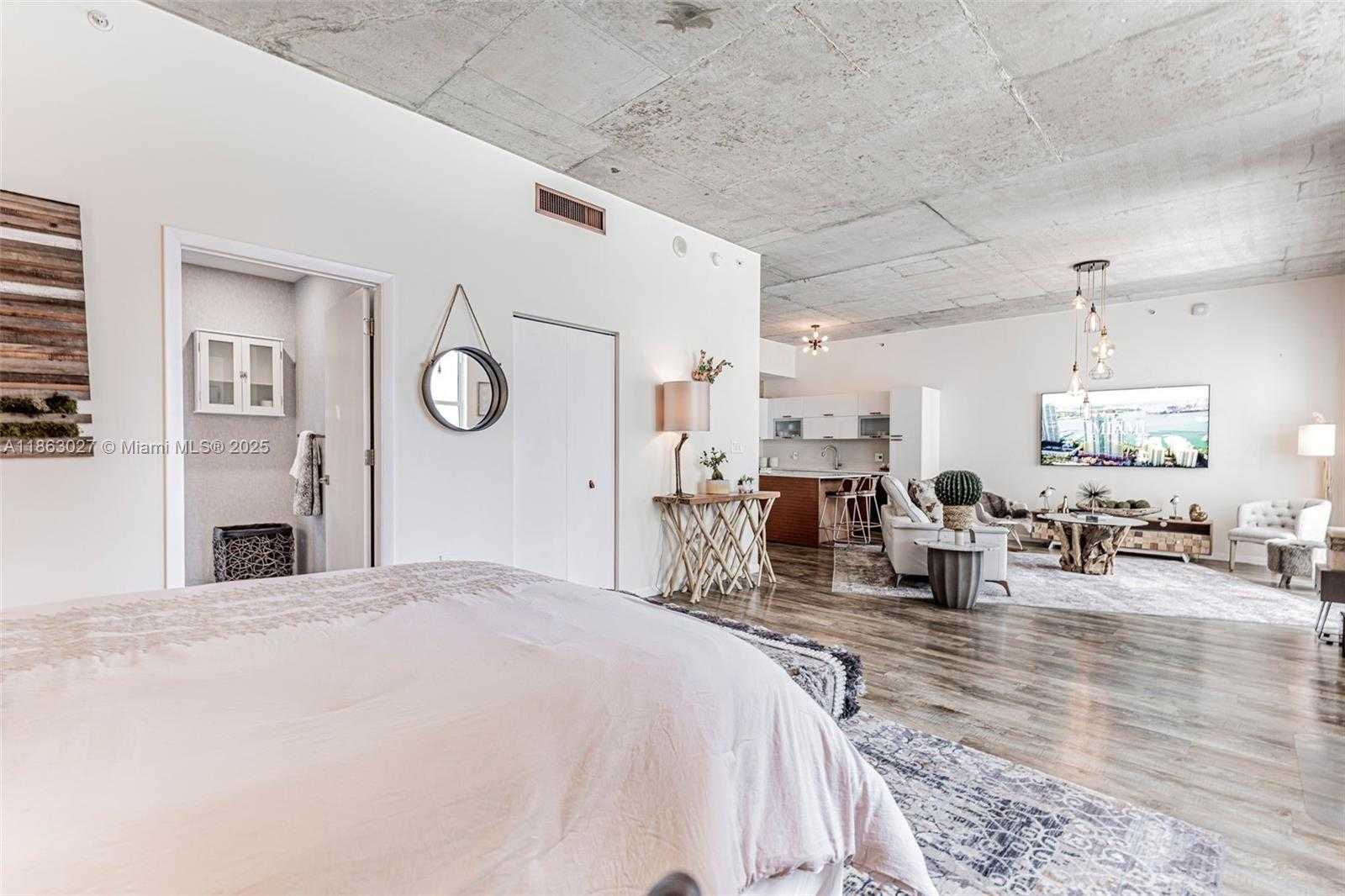 Small Image of 133 NORTH EAST 2ND AVE #1208, Miami Number 20