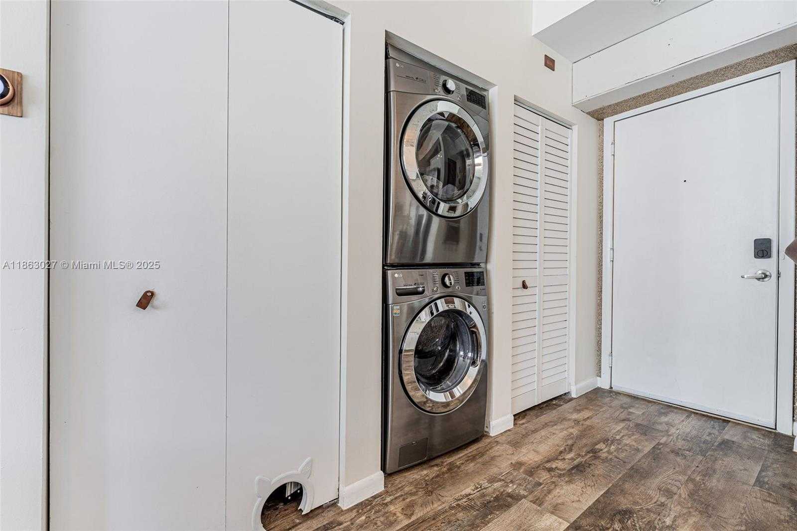 Small Image of 133 NORTH EAST 2ND AVE #1208, Miami Number 26