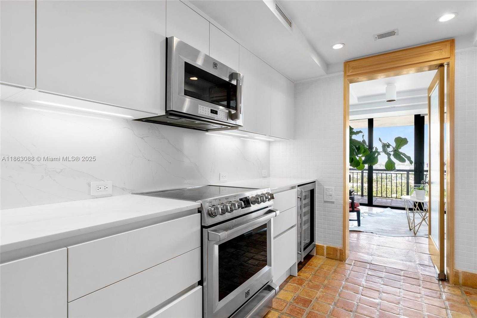 Small Image of 10175 COLLINS AVE #1707/1708, Bal Harbour Number 11