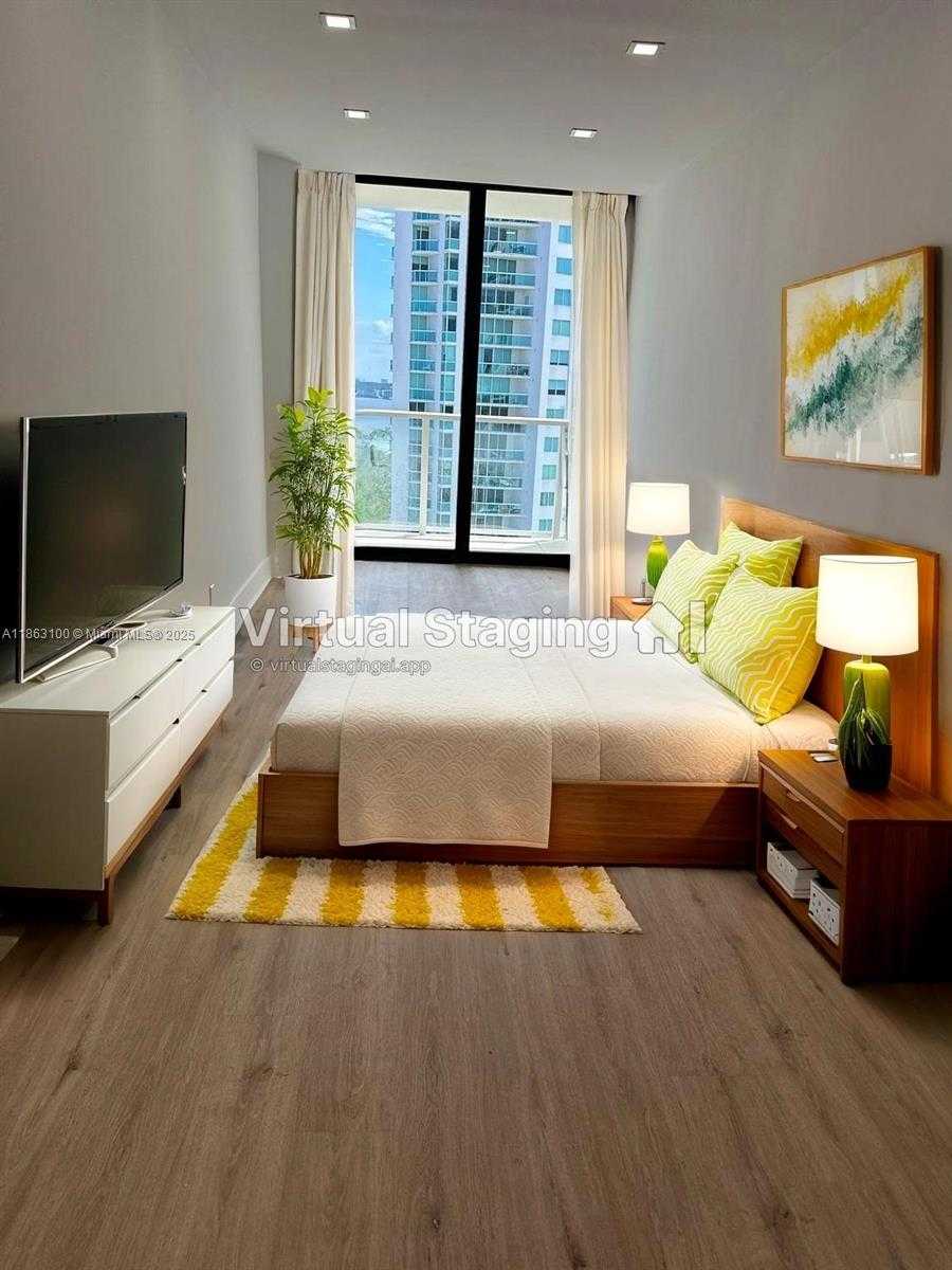Small Image of 19500 TURNBERRY WAY #12E, Aventura Number 17