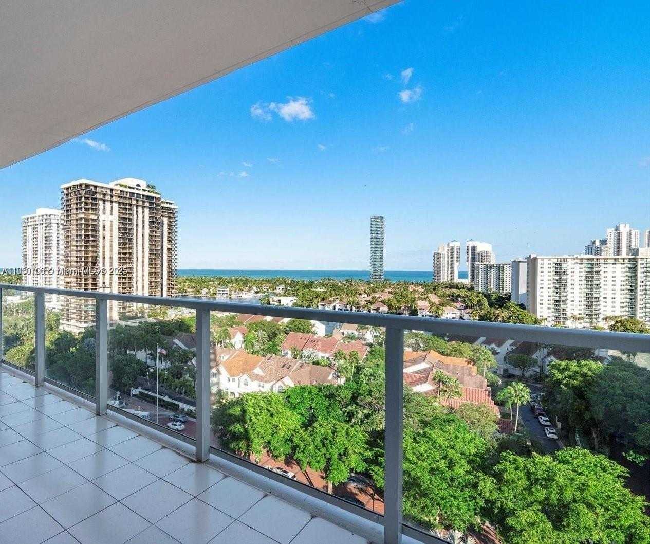 Small Image of 19500 TURNBERRY WAY #12E, Aventura Number 30