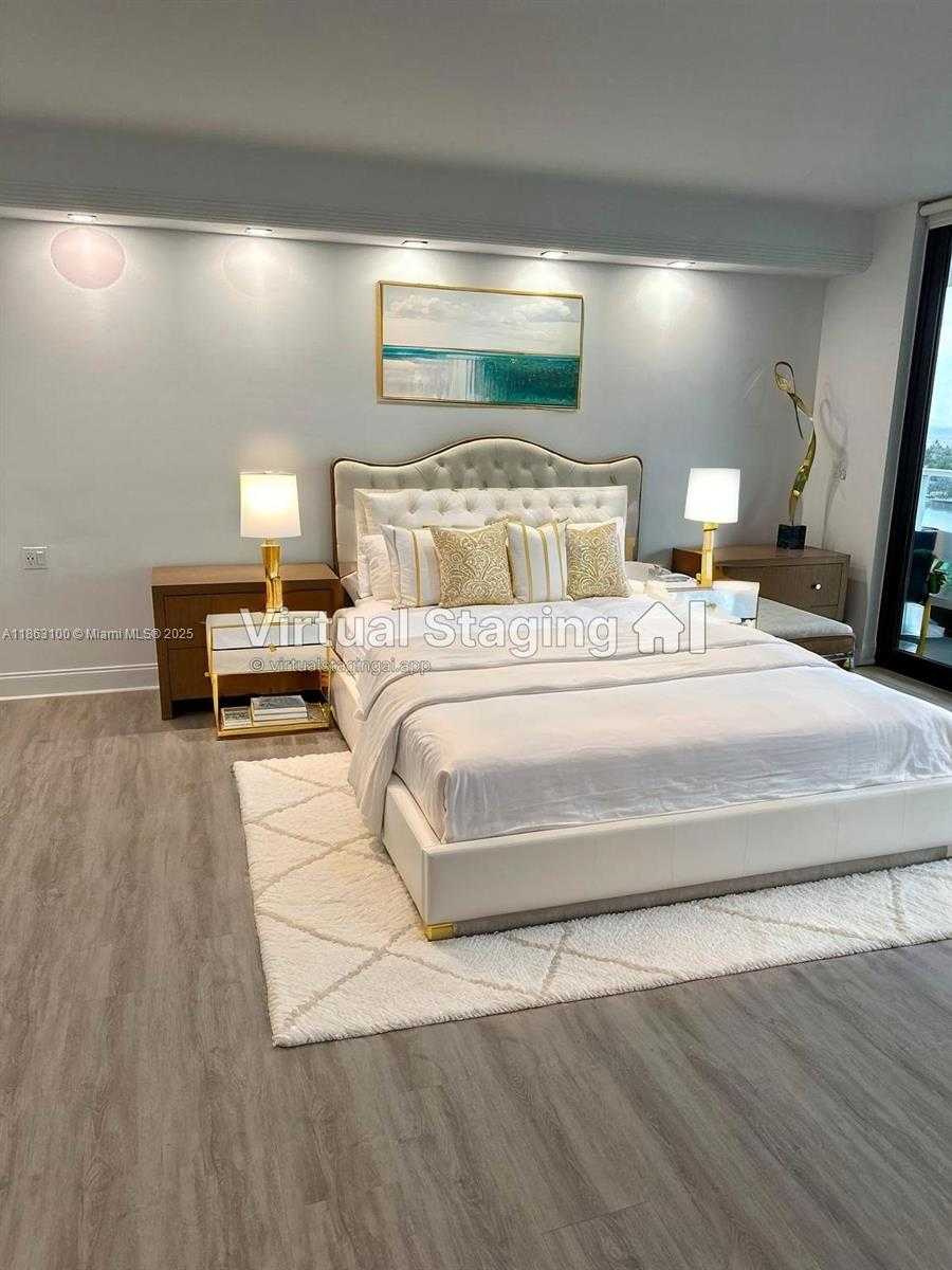 Small Image of 19500 TURNBERRY WAY #12E, Aventura Number 5