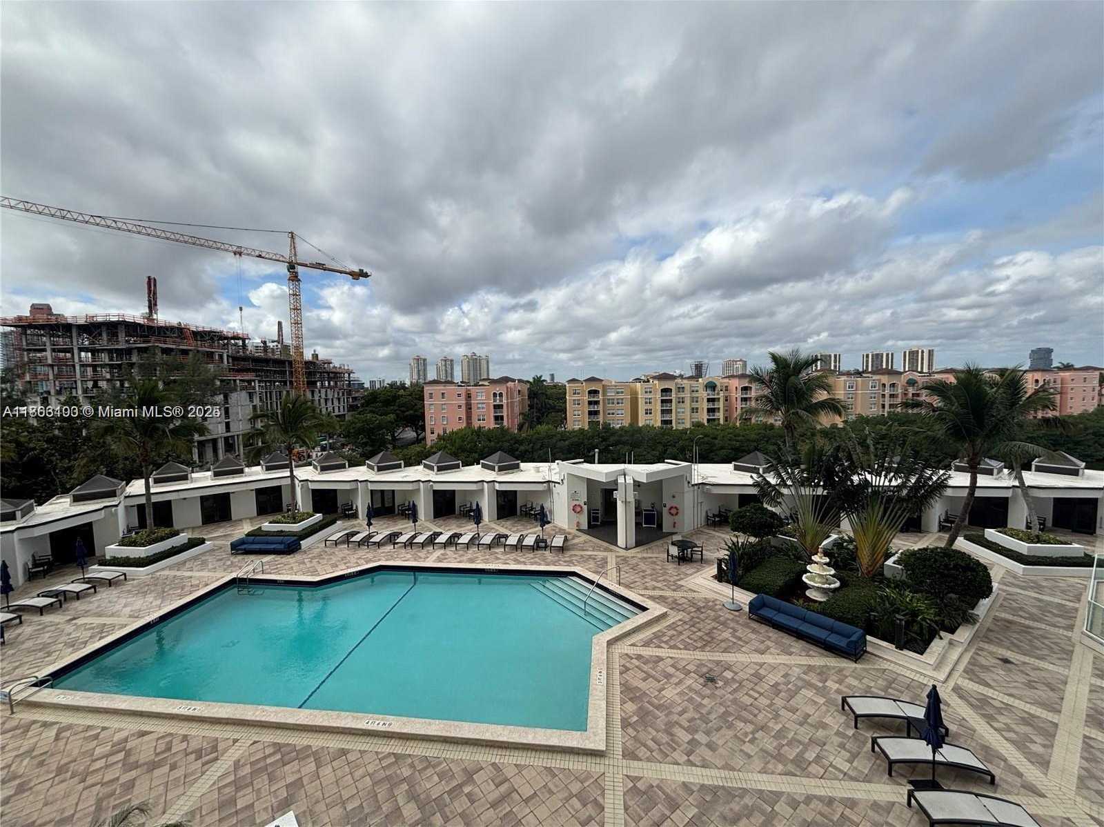 Small Image of 19500 TURNBERRY WAY #12E, Aventura Number 67