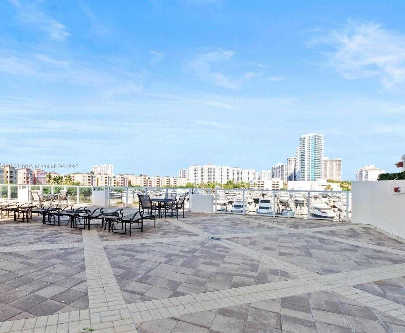 Small Image of 19500 TURNBERRY WAY #12E, Aventura Number 69