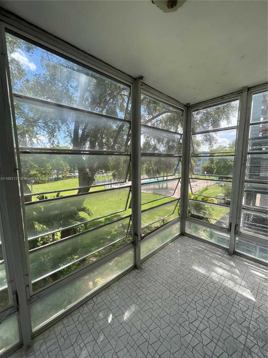 Small Image of 447 NORTH EAST 195TH ST #317, Miami Number 13