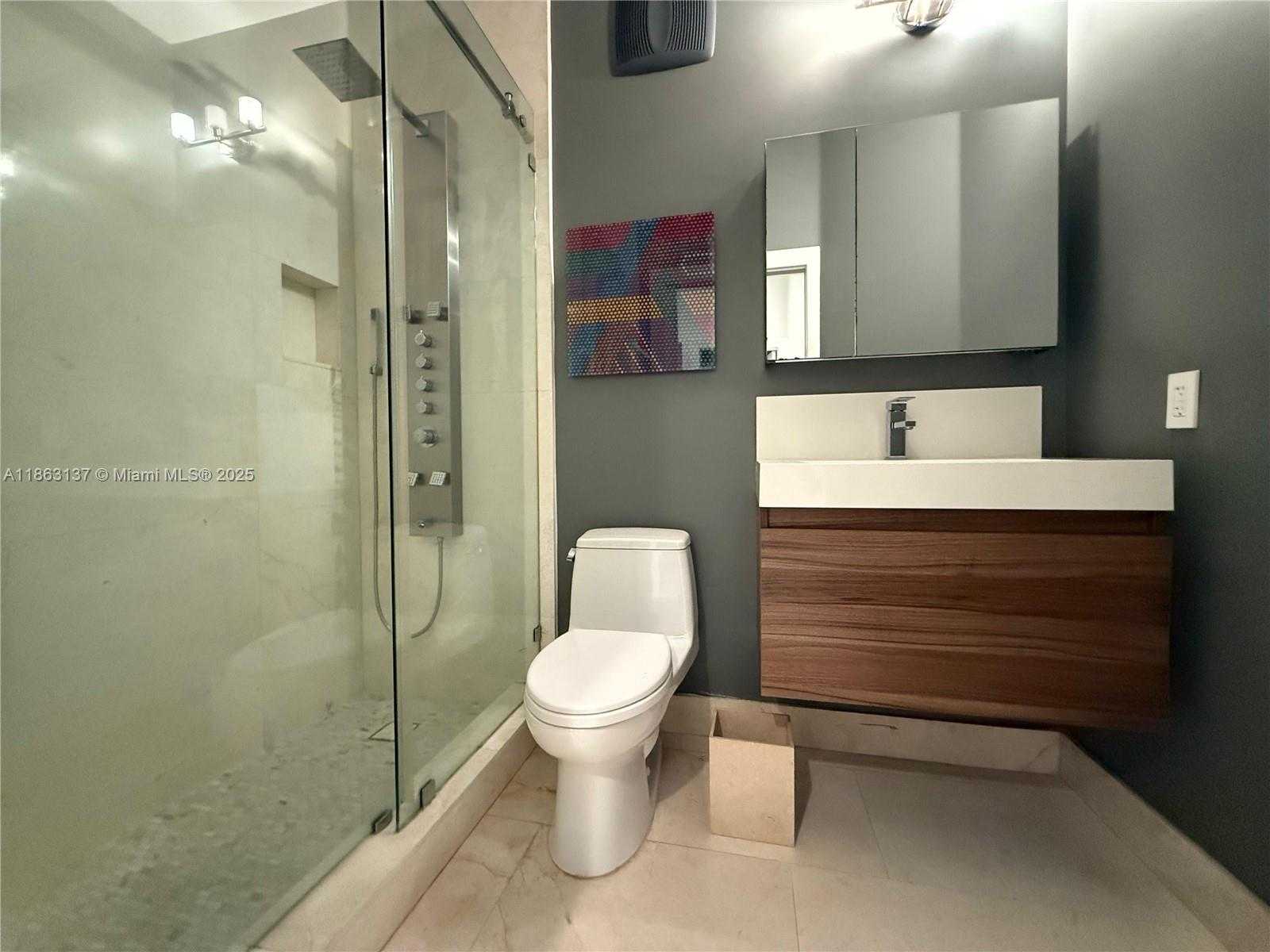 Small Image of 2729 KINSINGTON CIR #4-2, Weston Number 18