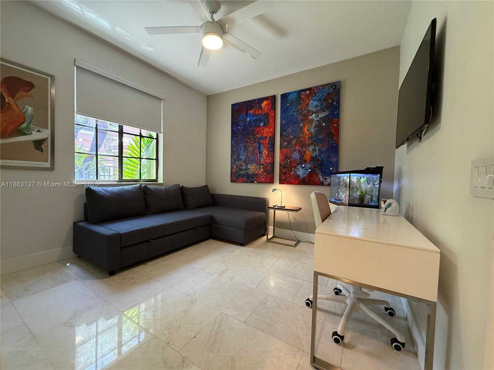 Small Image of 2729 KINSINGTON CIR #4-2, Weston Number 20