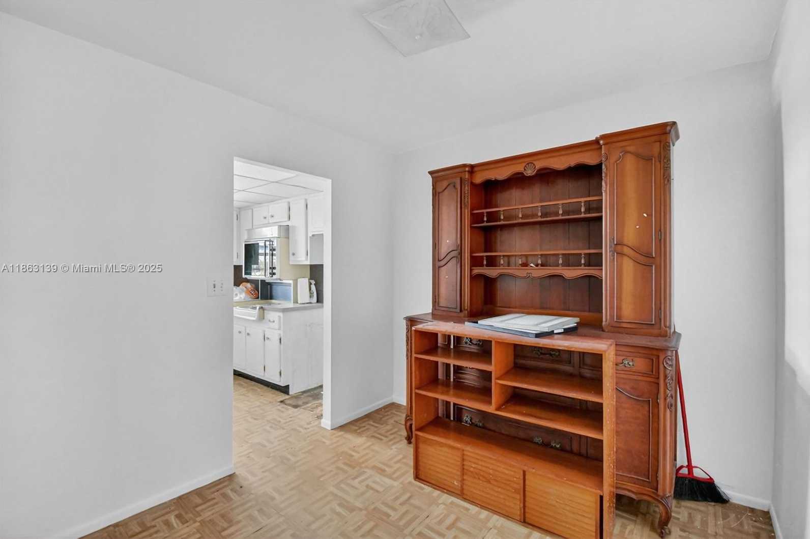 Small Image of 5300 WASHINGTON ST #N315, Hollywood Number 13