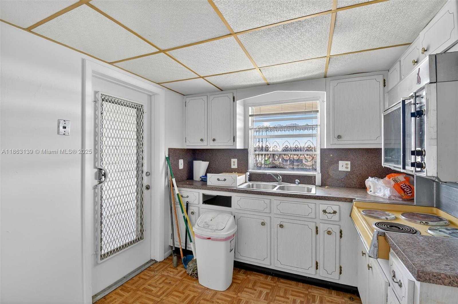 Small Image of 5300 WASHINGTON ST #N315, Hollywood Number 14