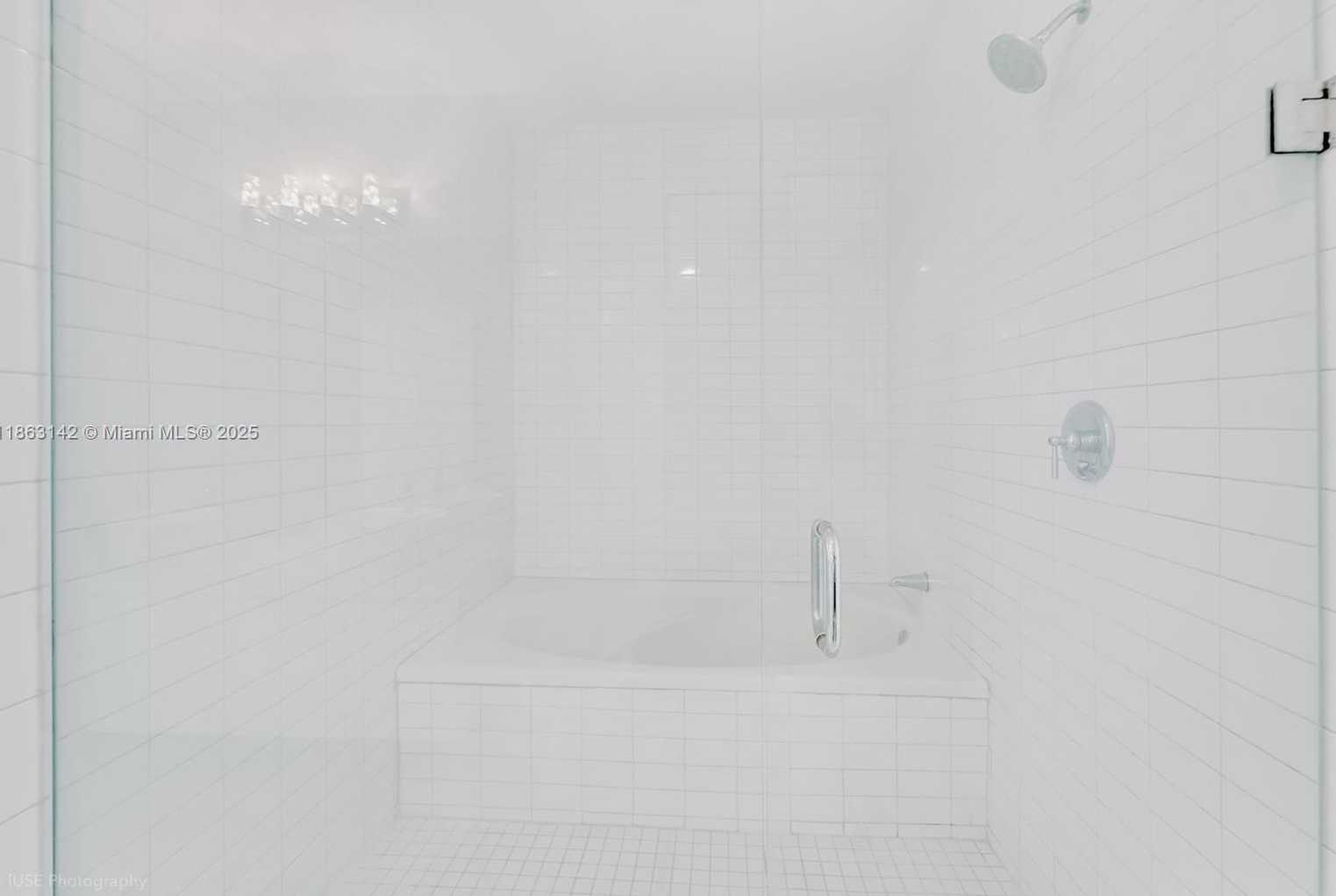 Small Image of 888 BISCAYNE BLVD #5004, Miami Number 7