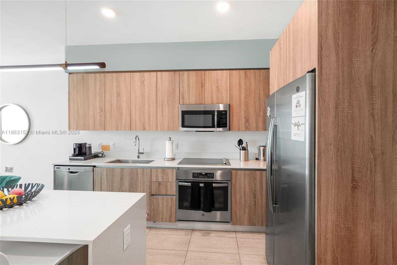 Small Image of 3900 BISCAYNE BLVD #S-922, Miami Number 34