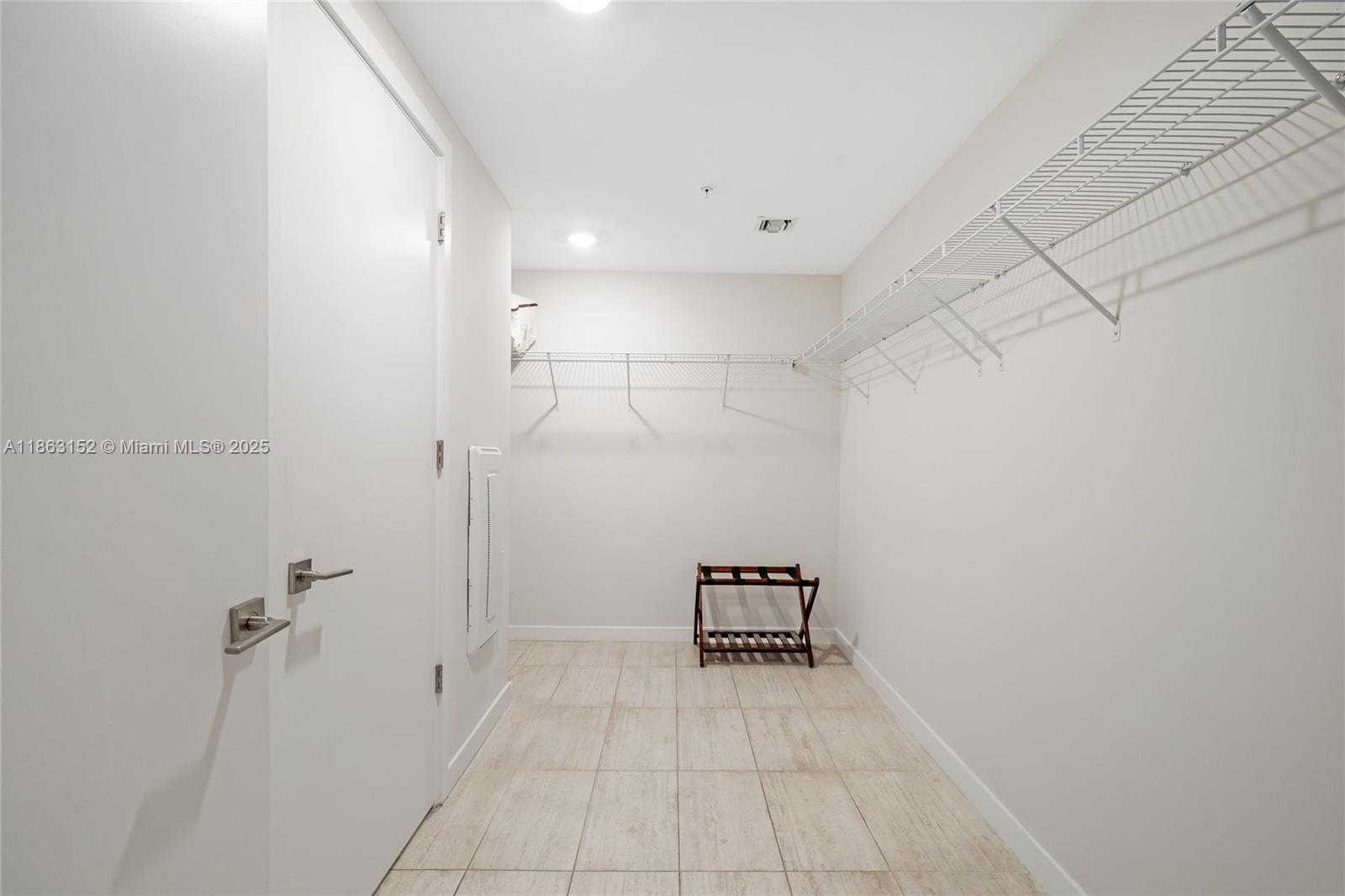 Small Image of 3900 BISCAYNE BLVD #S-922, Miami Number 42